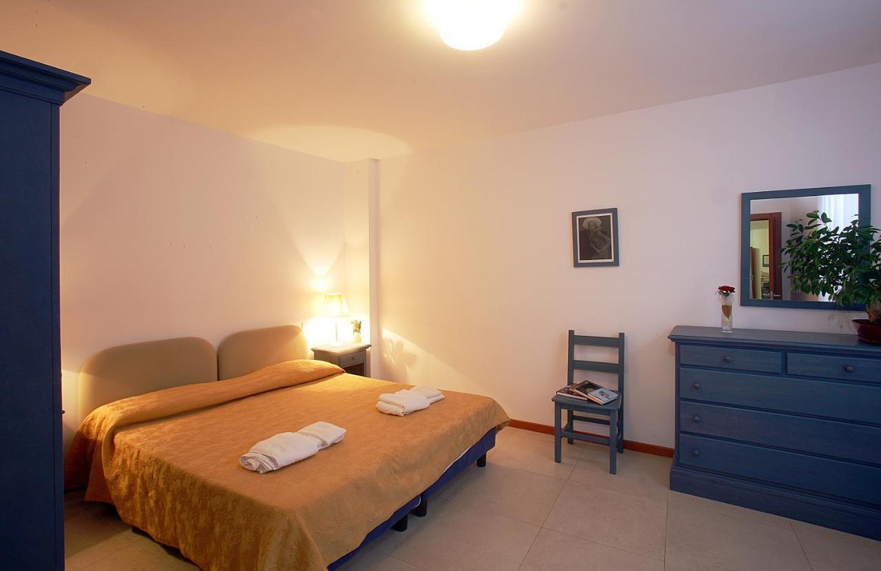 Residence Borgo San Sebastiano Bergeggi Oda fotoğraf