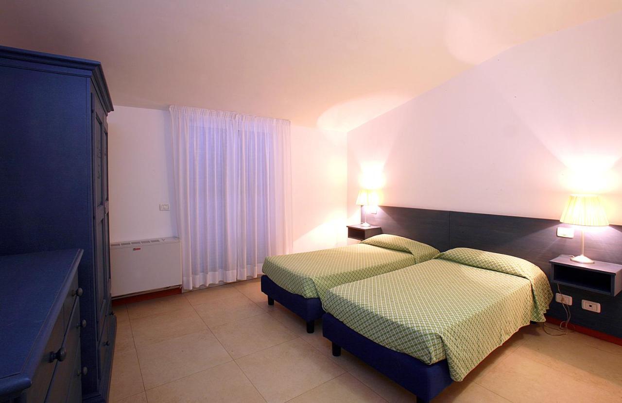Residence Borgo San Sebastiano Bergeggi Oda fotoğraf