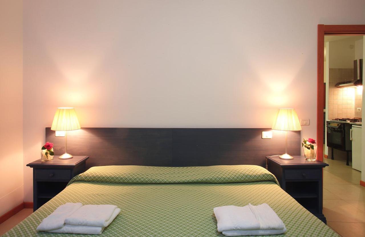 Residence Borgo San Sebastiano Bergeggi Oda fotoğraf